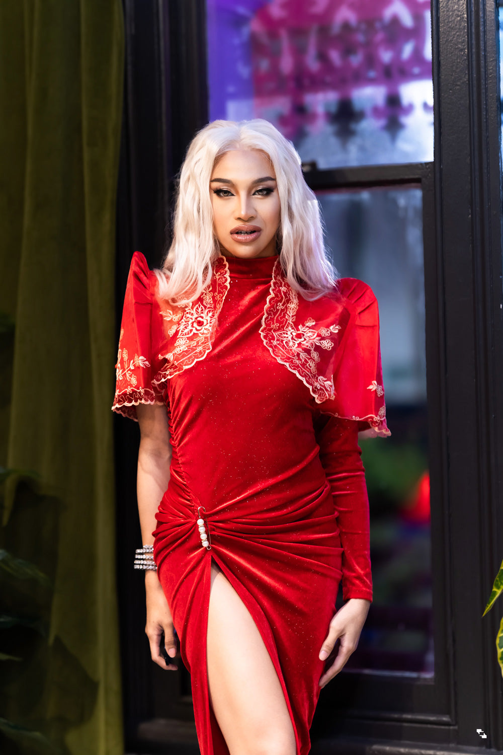 'Luisa' Bolero Filipiniana Sleeves (Red)