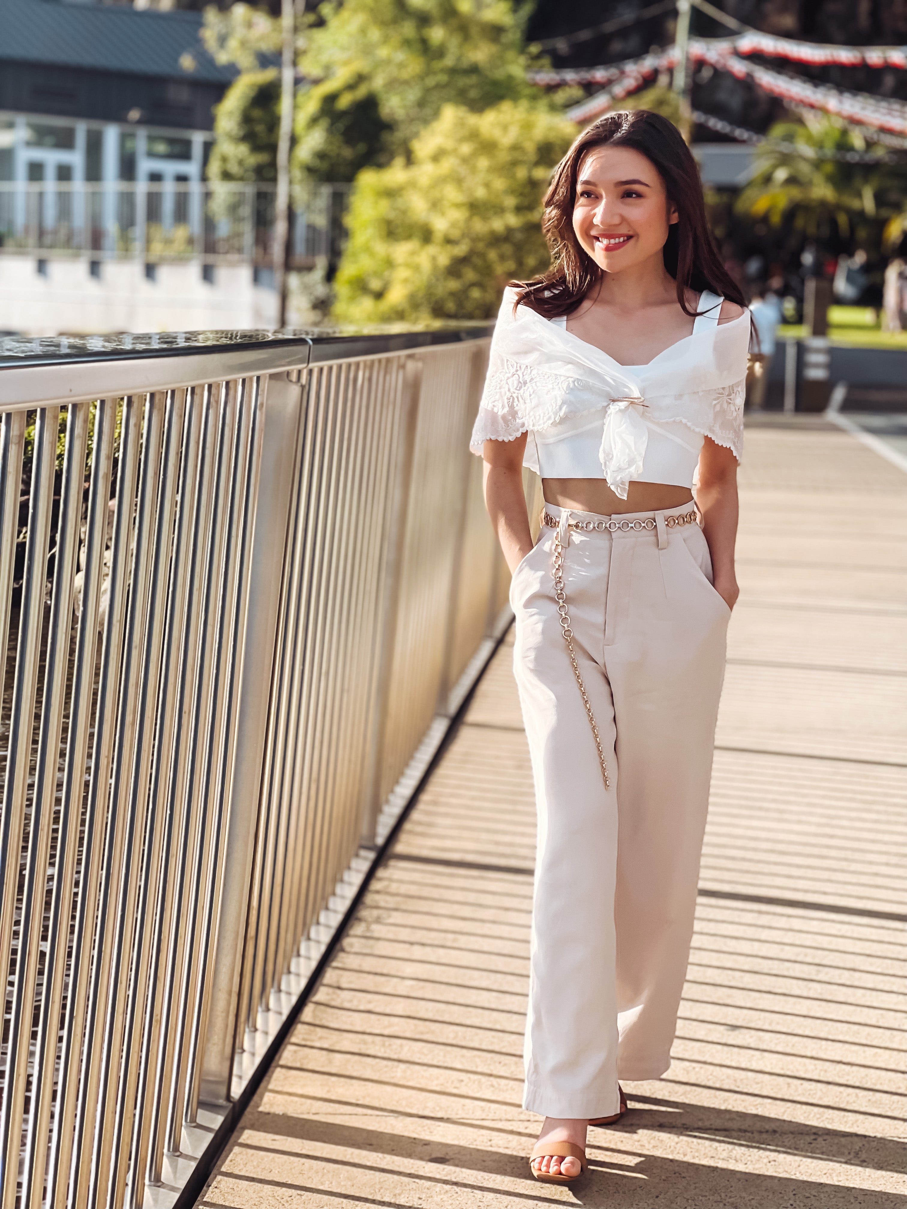 'Maria Clara' Filipiniana Alampay (Ivory White)
