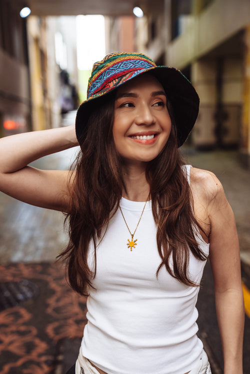 'Bayan Ko' Philippines Sun & Stars Necklace (Gold)