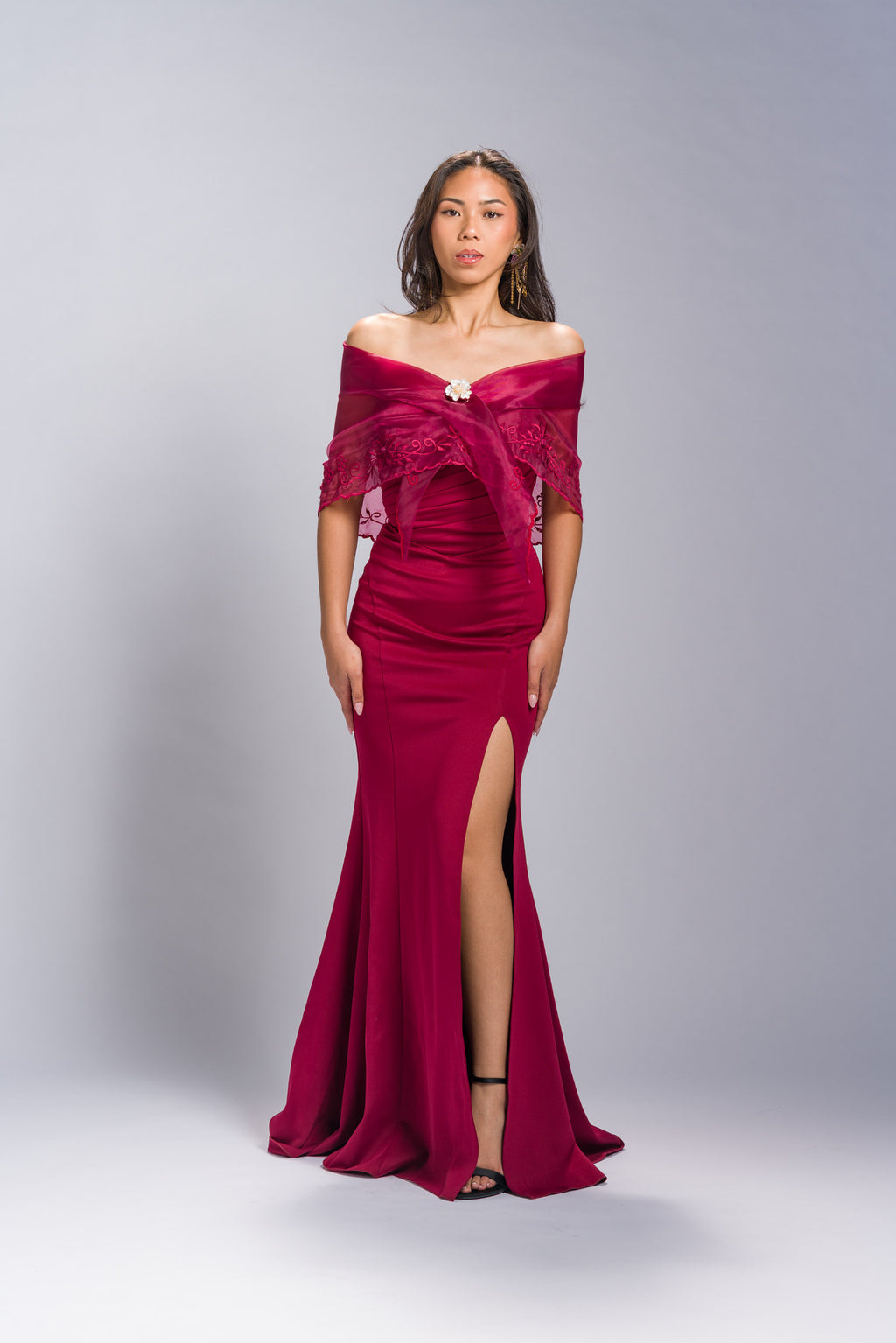 Filipiniana Alampay 'Maria Clara' in Burgundy, full length – Mestiza Filipina