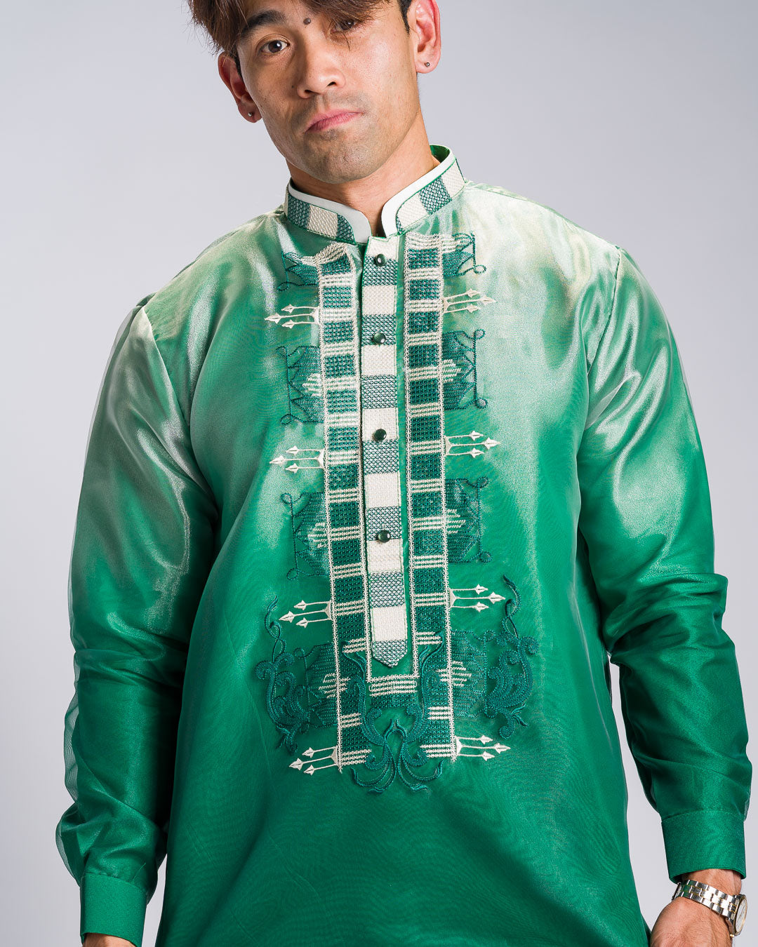 Barong Tagalog 'Jericho', close-up – Mestiza Filipina