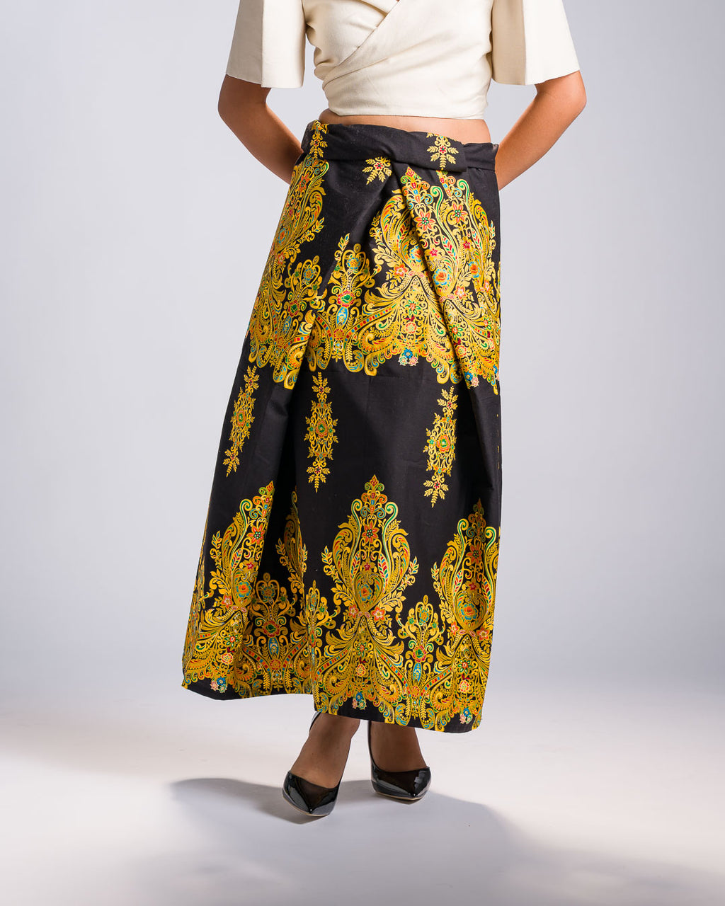 'Bituin' Malong Mindanao Royal Sparkling Print (Black)