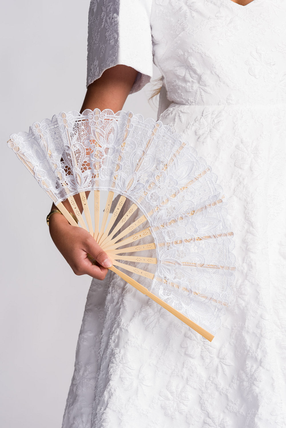 'Pay-Pay' Lace Hand Fan (Floral Design)