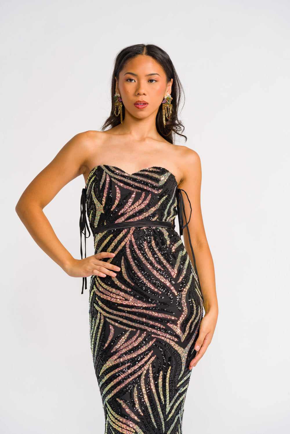 'Mirasol' Sequin Prom & Formal Gown (Black)
