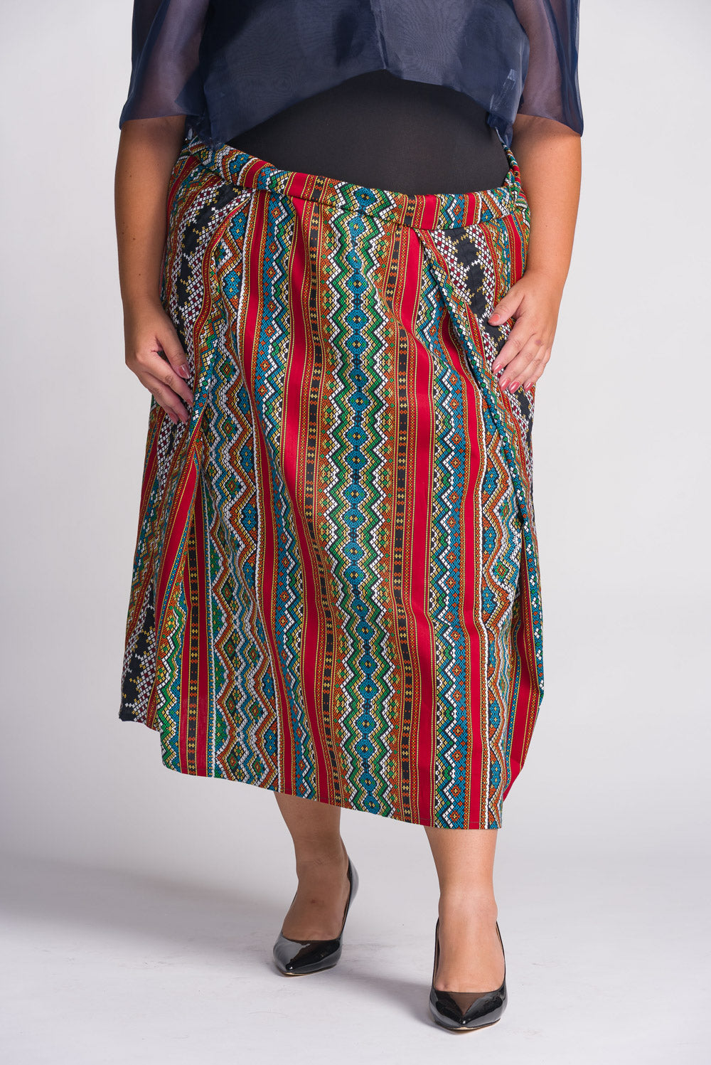 'Halina' Malong Mindanao Geometric Print