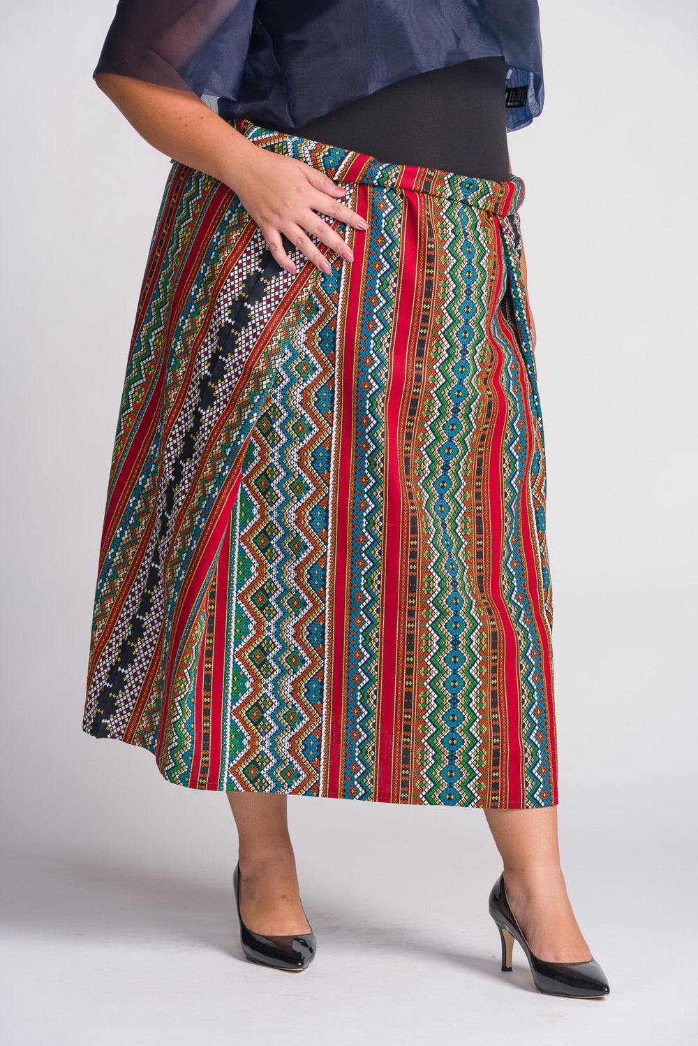 'Halina' Malong Mindanao Geometric Print