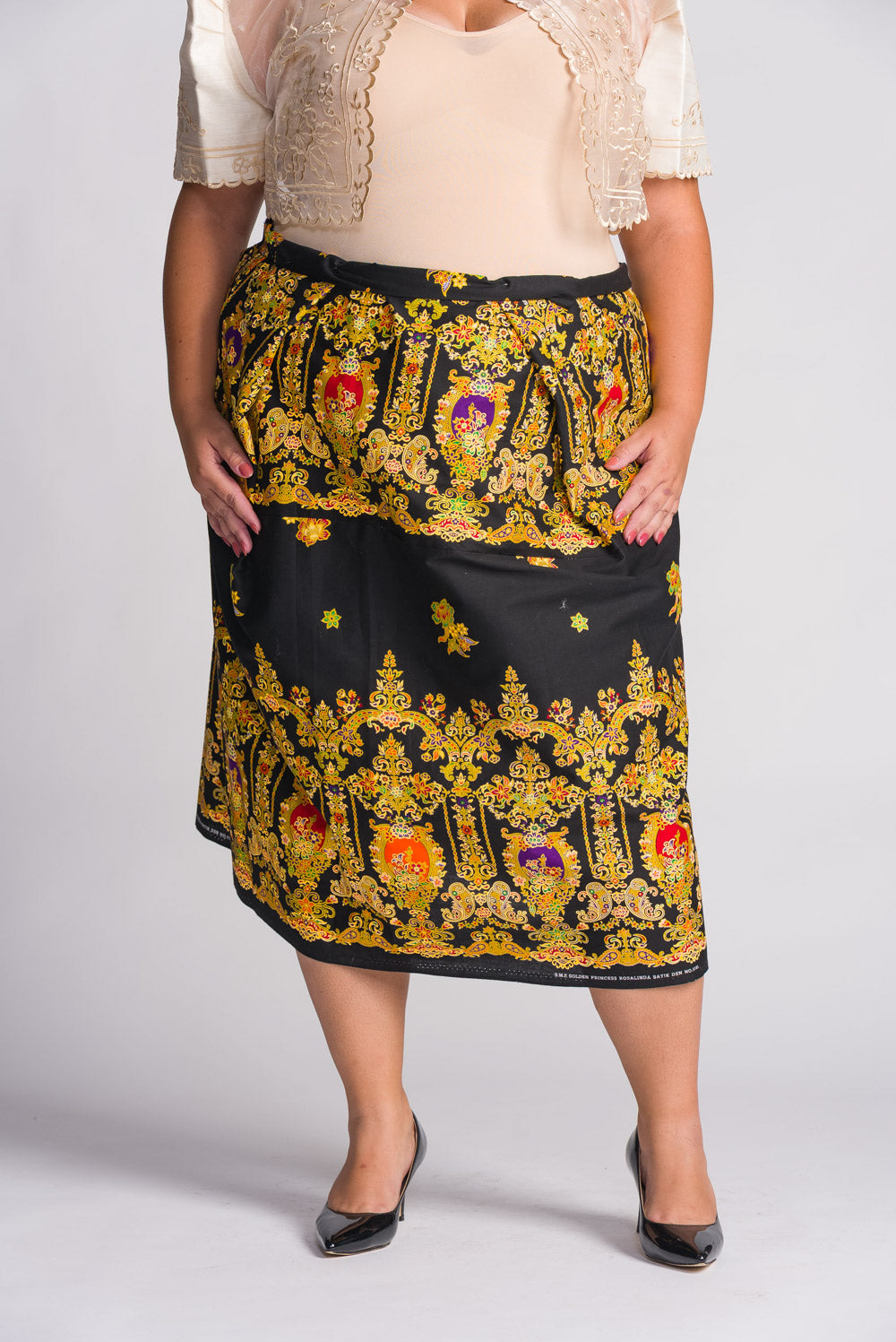 'Dalisay' Malong Mindanao Geometric Print (Black)