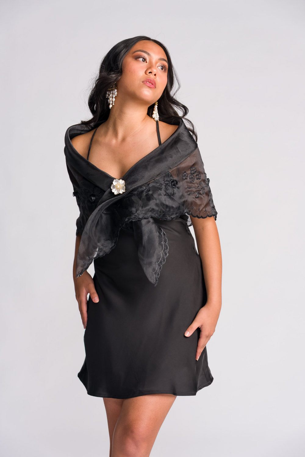 'Maria Clara' Filipiniana Alampay (Midnight Black)