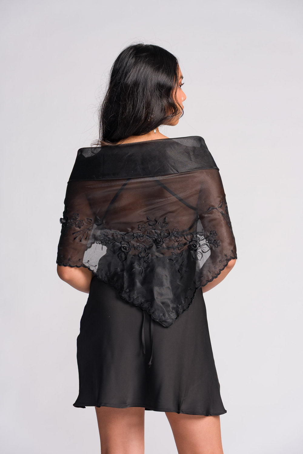 'Maria Clara' Filipiniana Alampay (Midnight Black)