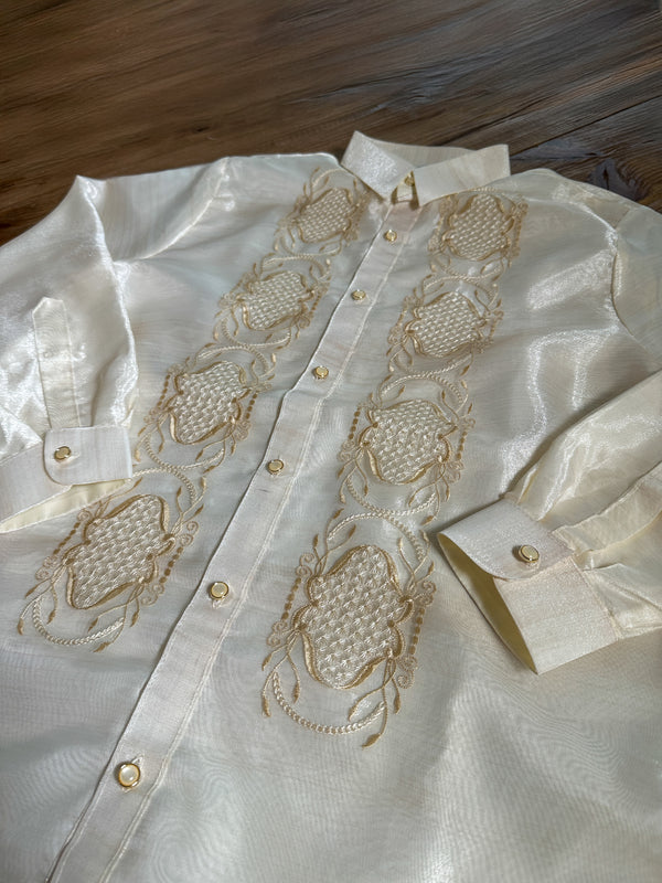 Detailed embroidery on the chest of the Benicio Barong Tagalog in cream organza
